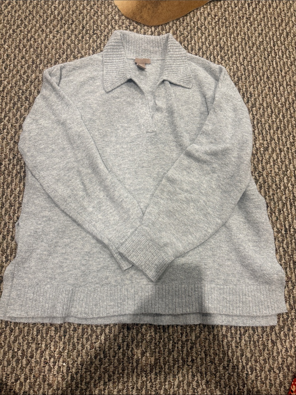 H&M Women’s Light Gray V-Neck Collared Sweater
